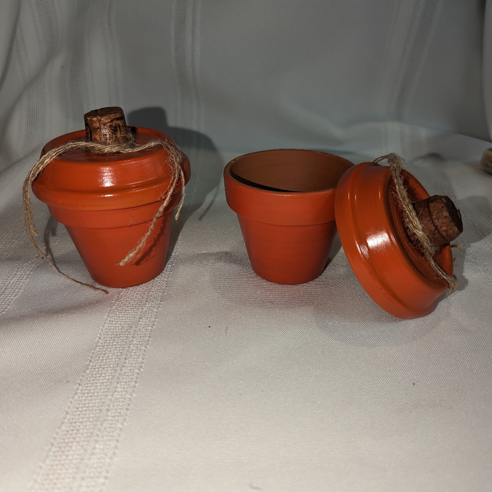 Set 2 Ceramic Pumpkins candy holders/candles